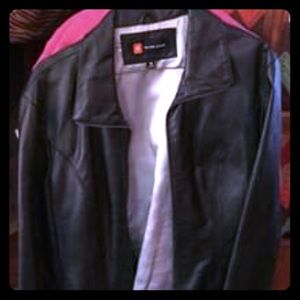 Women’s leather jacket